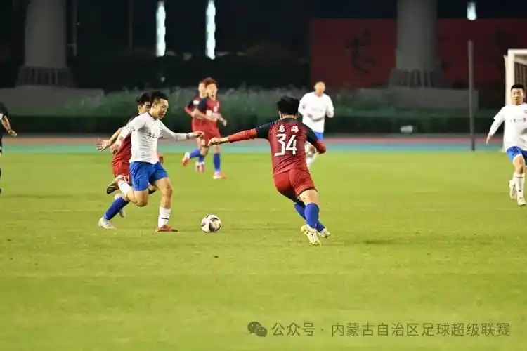 亚冠联赛:横滨水手 VS 广州队